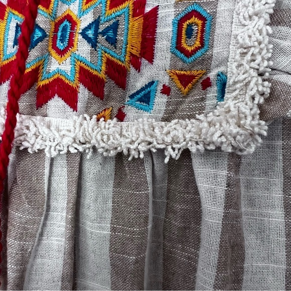 Savanna Jane Aztec Embroidered Ruffle Sleeve Too in Red White Blue Tan size S - Picture 10 of 14